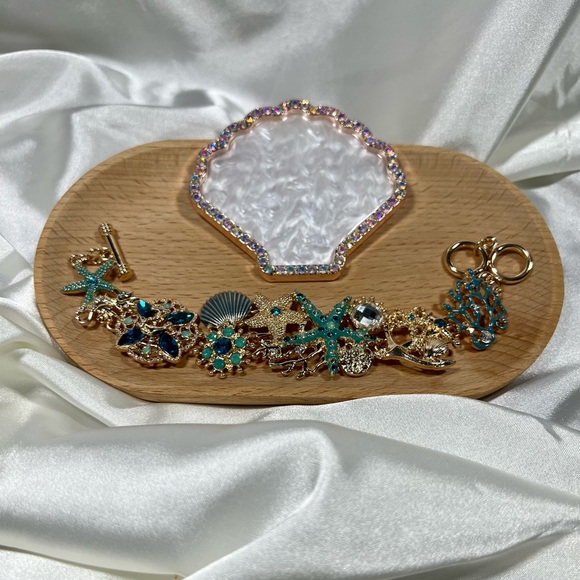 Ocean Beach Theme Blue & Teal Sparkly Bracelet - Picture 3 of 10